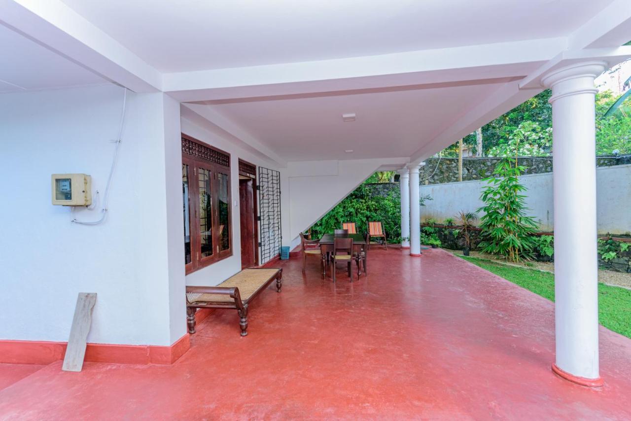 Villa Guru Hikkaduwa Exterior photo